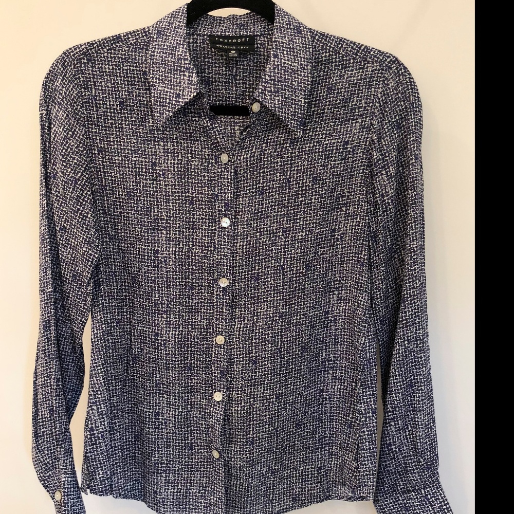 Brand new Foxcroft button up blouse